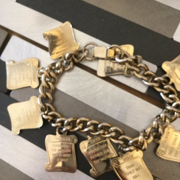 Vintage 10 Commandments bracelet - Picture 4 of 4